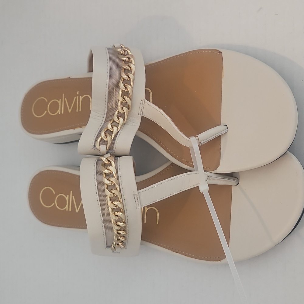 Calvin Klein | NWOT Women's Cream Leather Upper Sandals with Chain Detail Sz 8.5